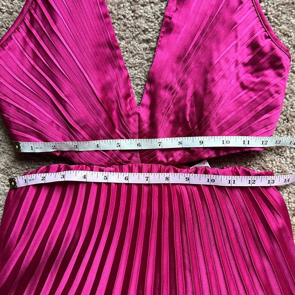 Abercrombie & Fitch Pink Satin Pleated Cutout Maxi Dress NWT Size Small - Picture 12 of 15